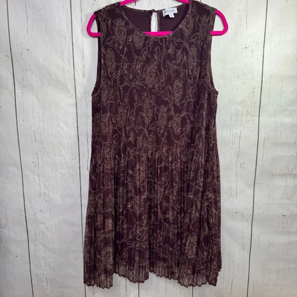 Evereve Sleeveless Pleated Floral Dress Size L Boho Soft Work to Weekend Modest